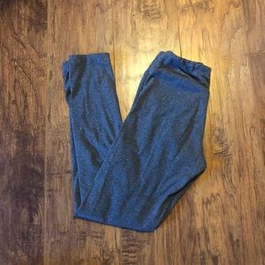 Teen sized grey Lularoe leggings